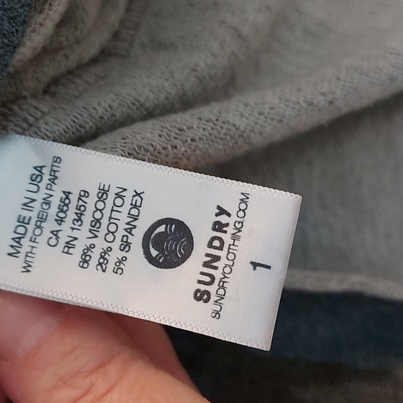 Anthropologie Sundry Pink/Blue Camo Hoodie Size 1 - Picture 5 of 6